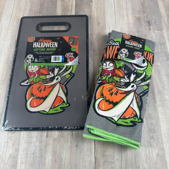 NEW Jack Sally Nightmare Before‎ Christmas Halloween Kitchen Towel Cutting Board - Picture 1 of 6